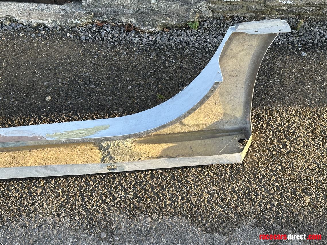 ginetta-g50-right-hand-sill