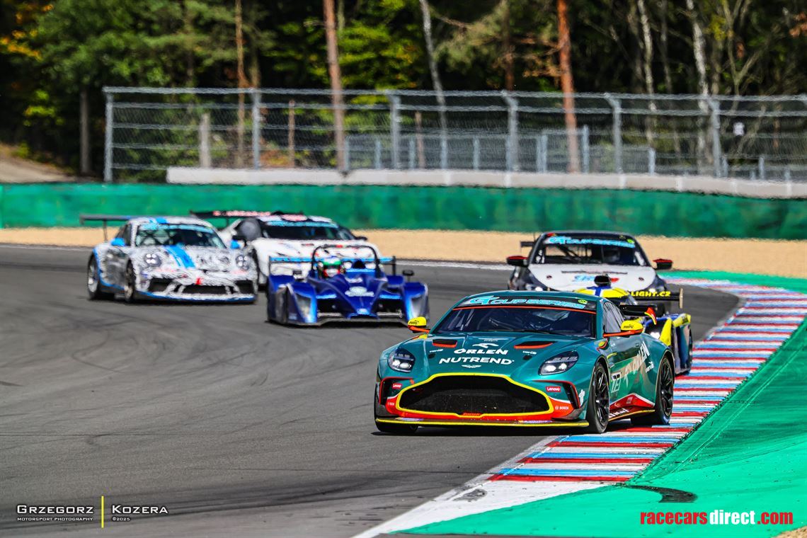 aston-martin-vantage-gt4-evo