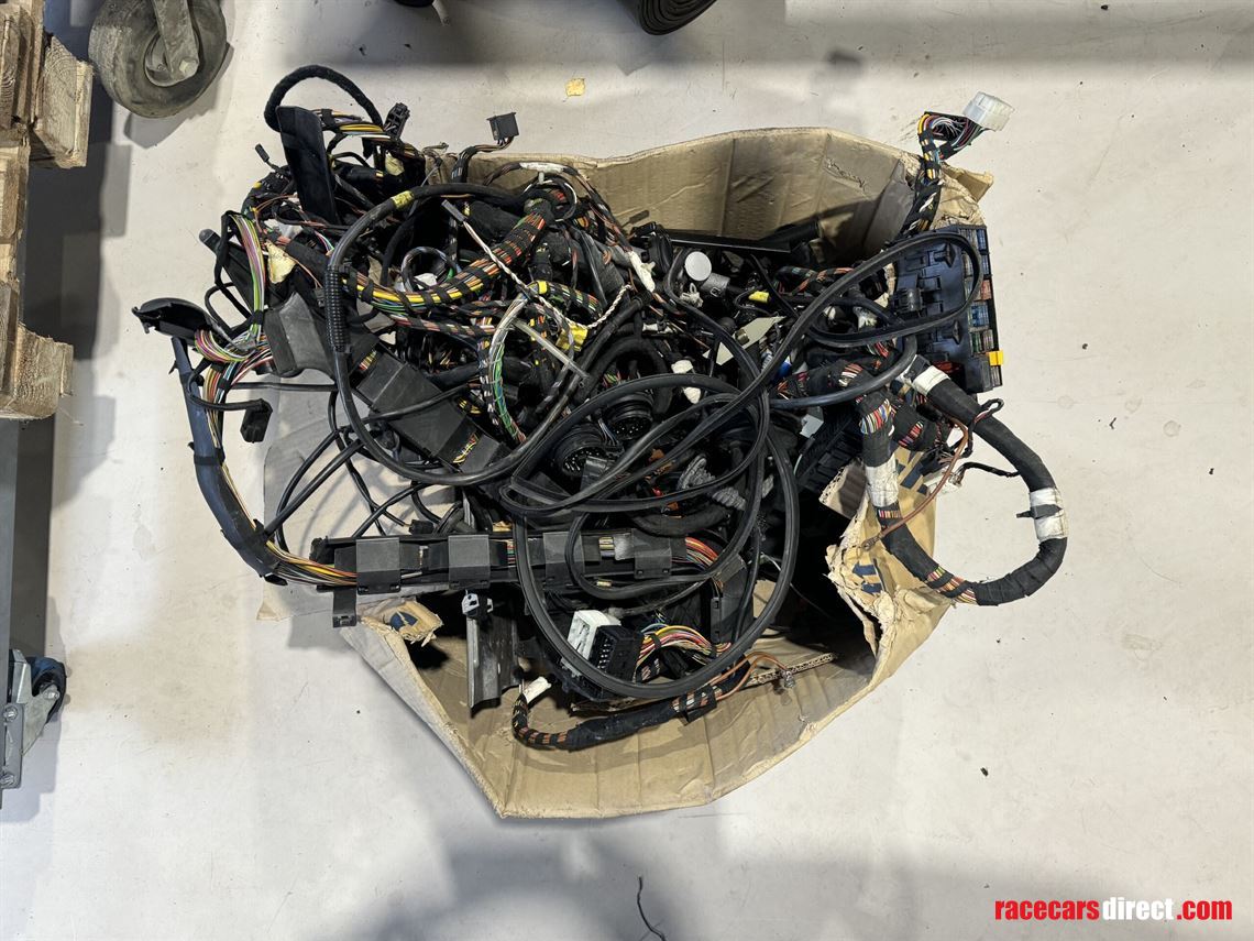 porsche-996-gt2-rolling-chassi-with-parts-pac