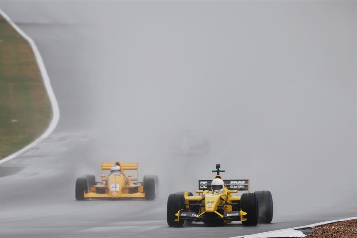 2026-grand-prix-driving-seats-available