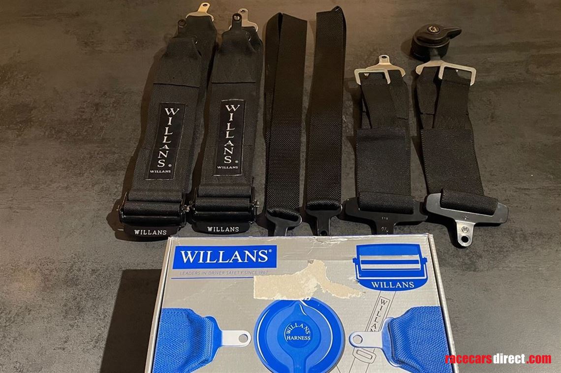 a-willans-silverstone-6-point-harness