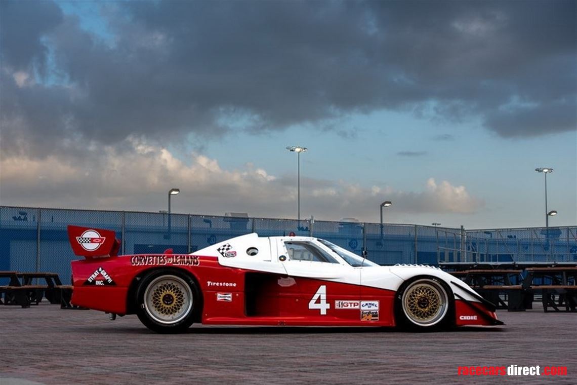 lola-t711-corvette-gtp-group-c-711-hu02