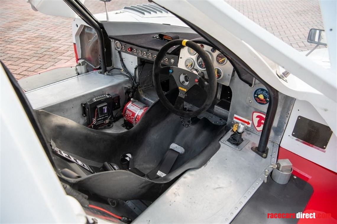 lola-t711-corvette-gtp-group-c-711-hu02