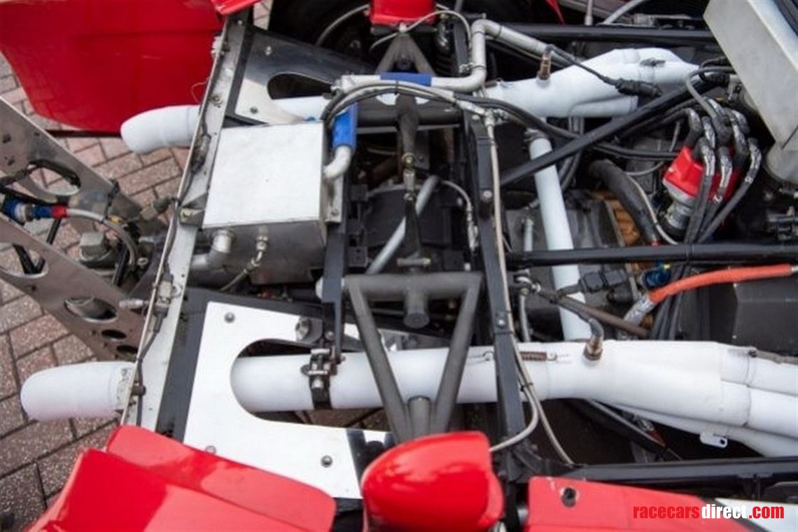 lola-t711-corvette-gtp-group-c-711-hu02