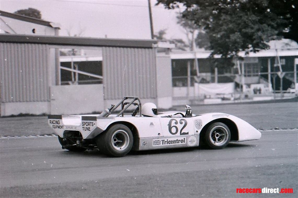 lola-t212