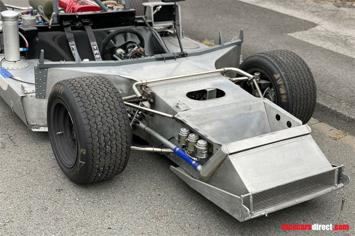 lola-t212