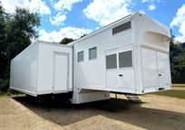 136m-double-podded-exhibition-trailer