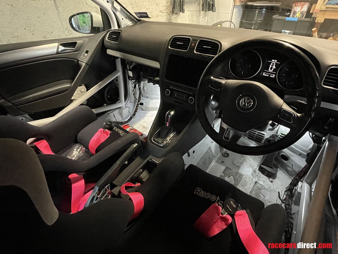 golf-6r-racecar