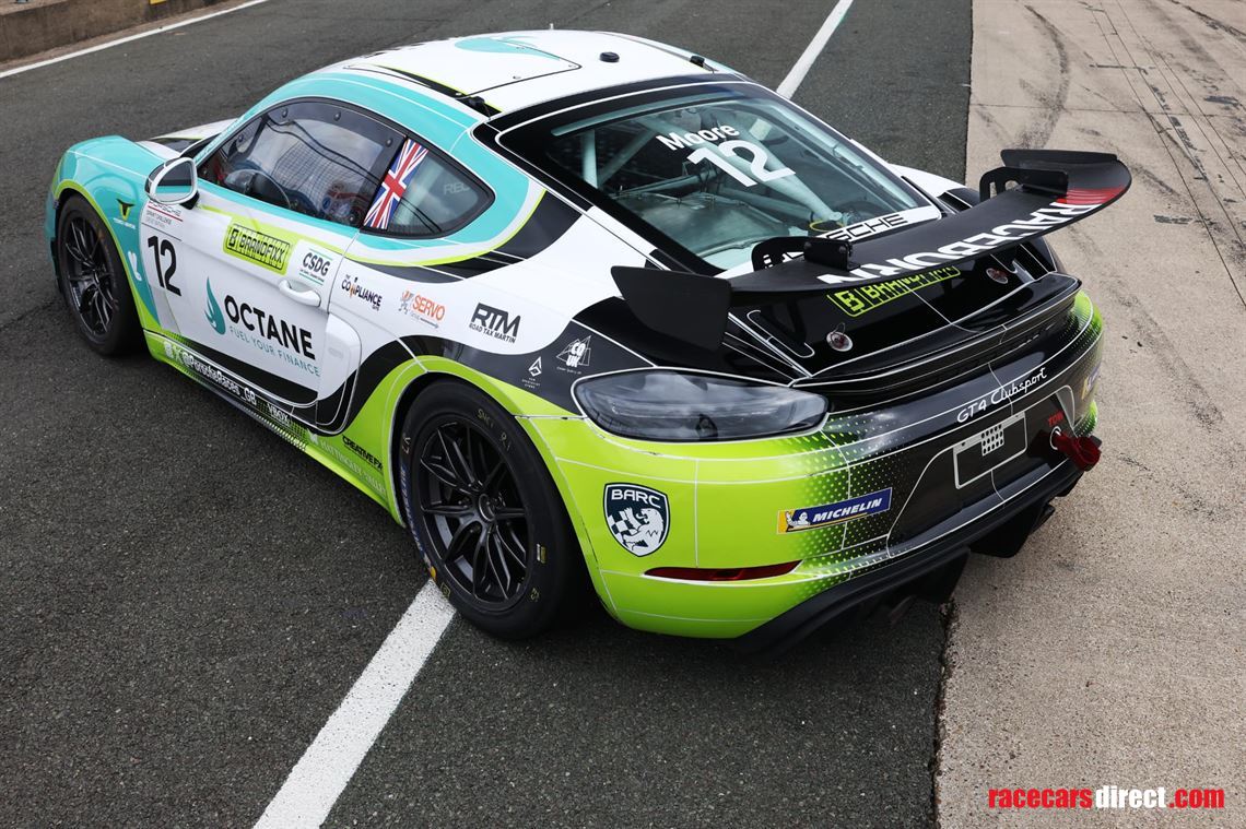 porsche-cayman-gt4cs