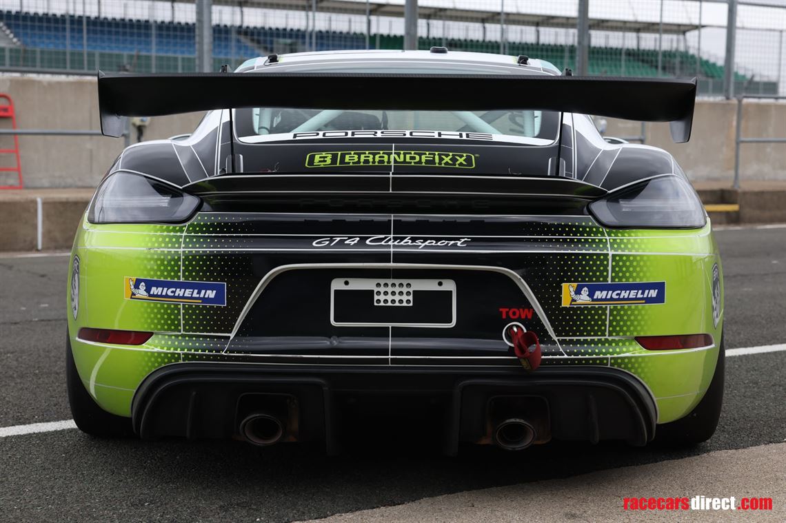 porsche-cayman-gt4cs