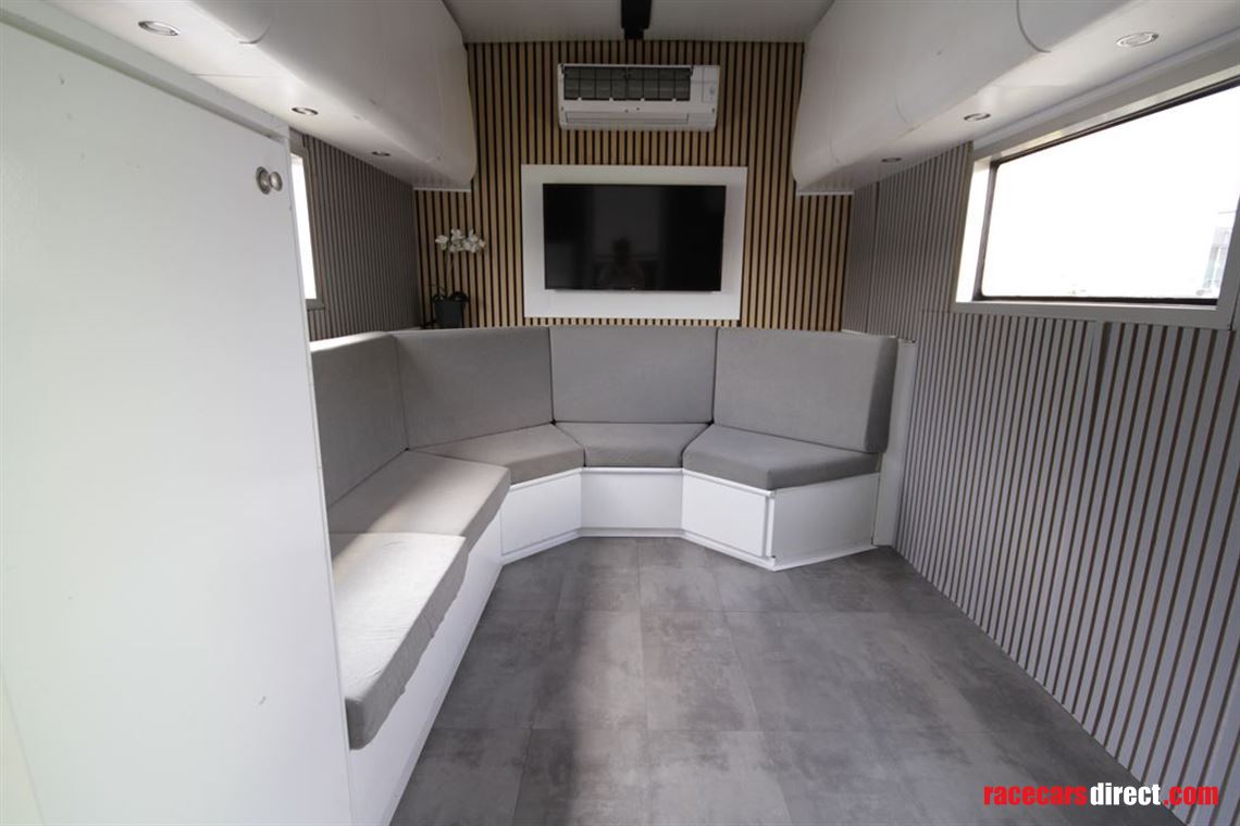 race-trailer-for-2-gt-cars-zorzi-renault-magn