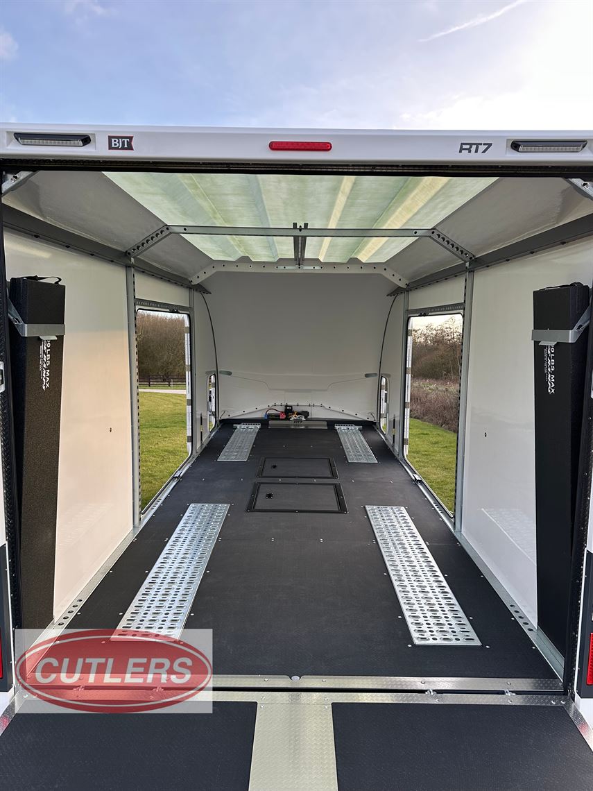 brian-james-race-transporter-7-rt7