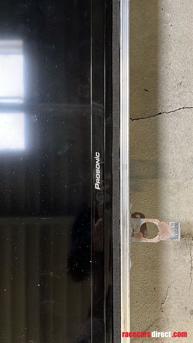 caseliner-refuelling-rigg