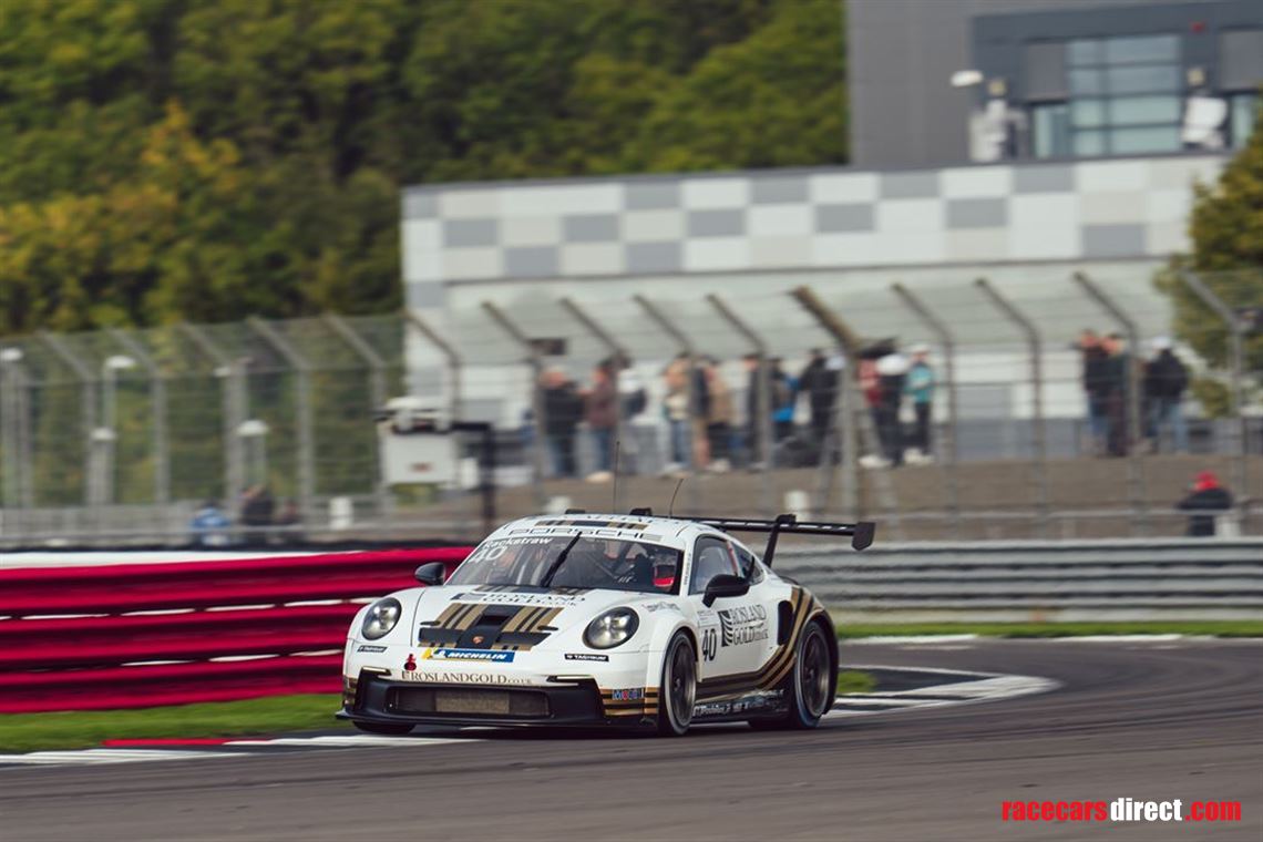 2-x-porsche-carrera-cup-992