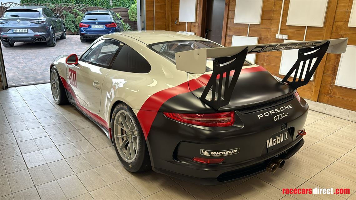 porsche-911-gt3-cup-9911---ex-earl-bamber