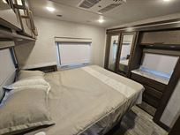 2026-thor-chateau-31e