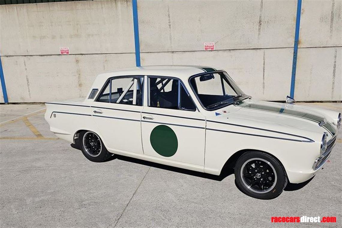 ford-cortina-1500-gt-1966-mk1-lhd-with-v5