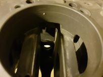 911-for-f-modell-24-engine-case-nos-never-use