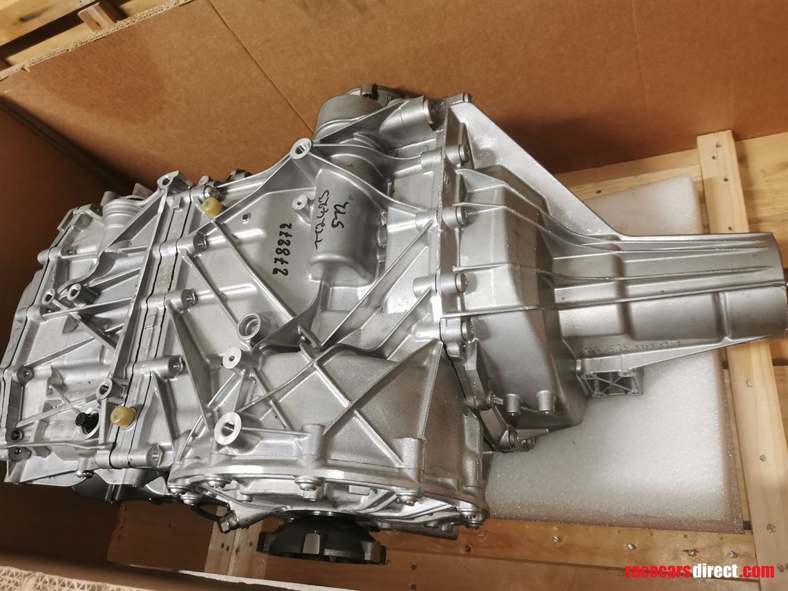 f12berlinetta-gearbox