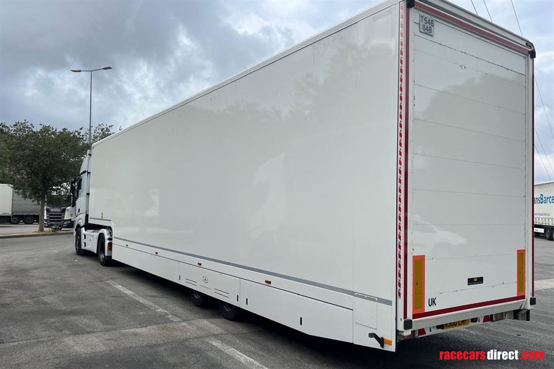 for-hire-race-trailercom-trailer-for-hire