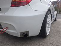 bmw-1-series-race-car-may-split