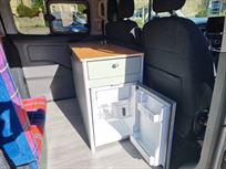 ford-tourneo-custom-camper-conversion-with-hi