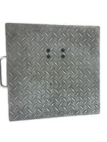 intercom-swi-scales-flight-case