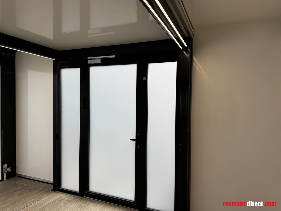 choice-of-expandable-pod-trailers