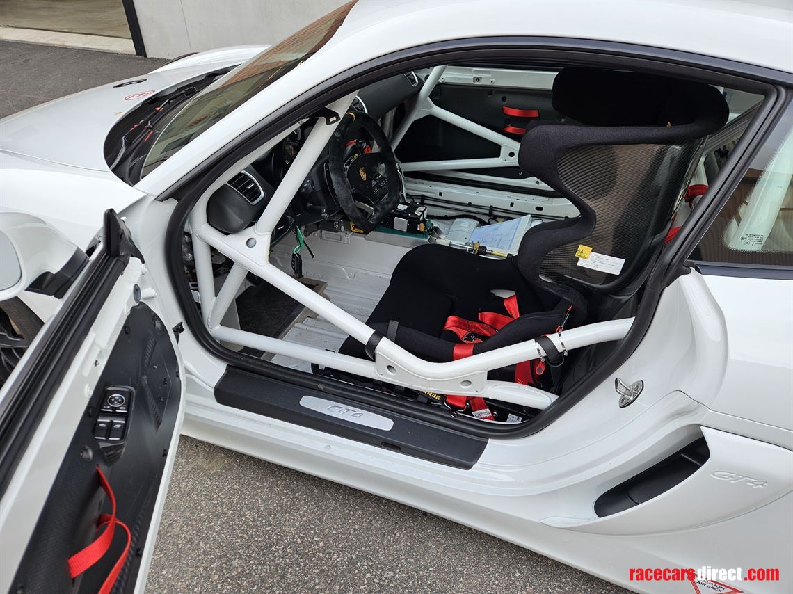 porsche-981-cayman-gt4-clubsport