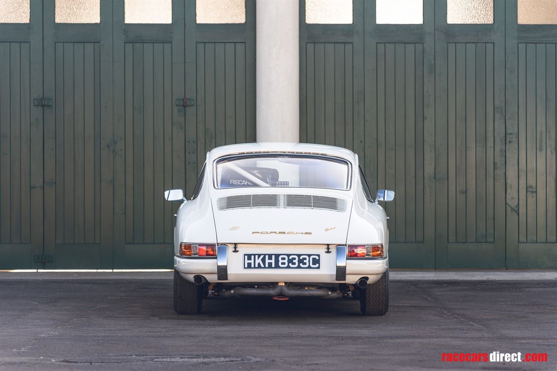 1965-porsche-911-race-car