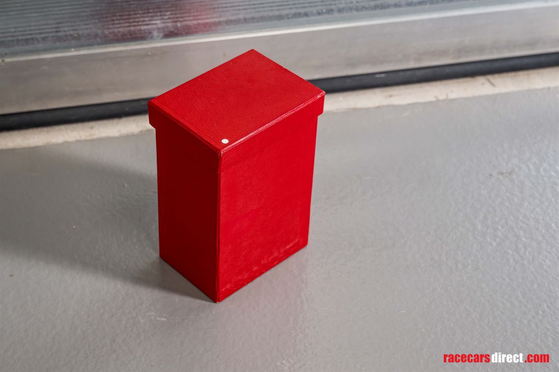 ferrari-cavallino-sculpture