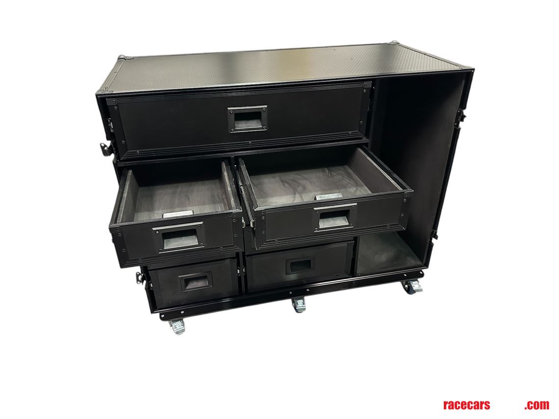 tool-box-flight-case-all-black-theme---vme-tb