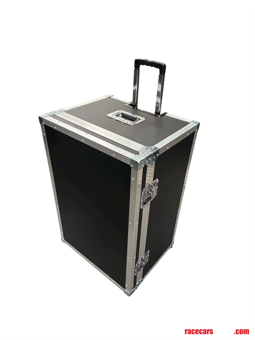 lightweight-suitcase-flight-case