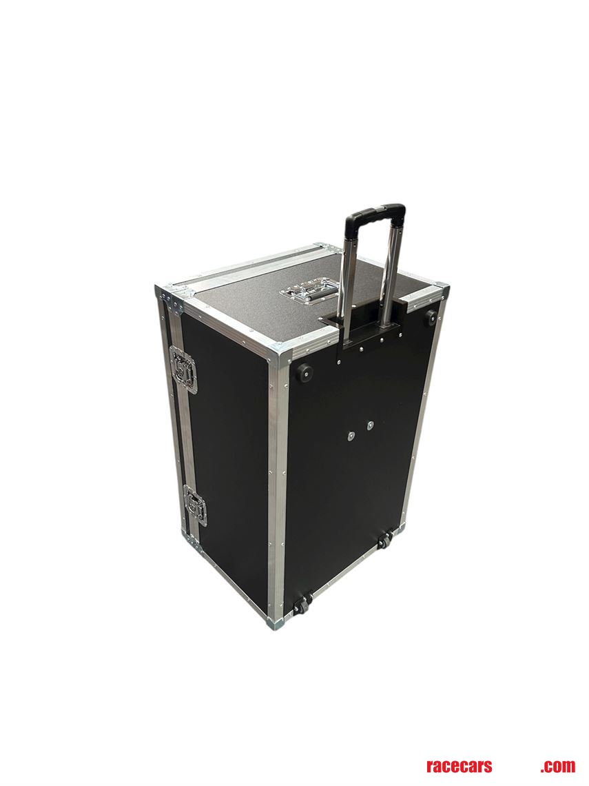 lightweight-suitcase-flight-case
