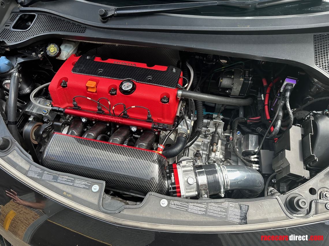 renault-clio-mk3-racetrack-car