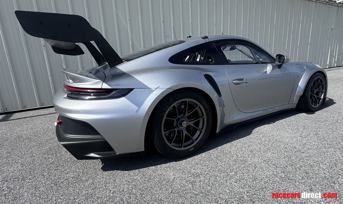 porsche-992-gt-3-cup-car