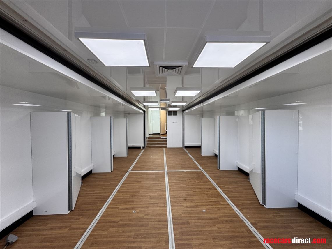 hms-ref-585-used-exhibition-unit