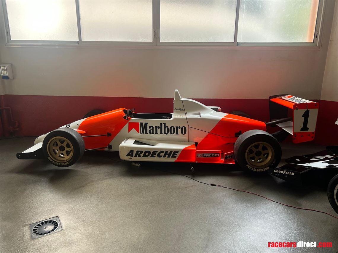 f3-reynard-alfa-romeo-ex-jean-marc-gounon