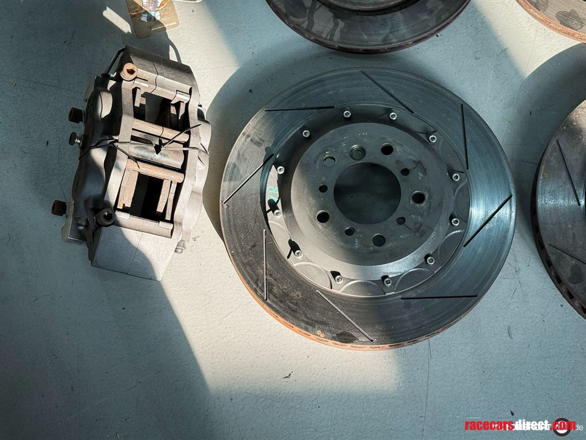 ap-racing-pro-5000-for-bmw-m3-e36