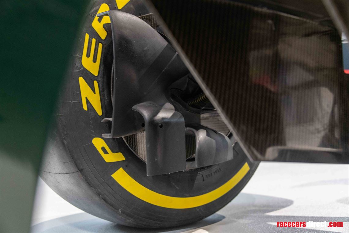 formula-1-lotus-t128---rolling-chassis