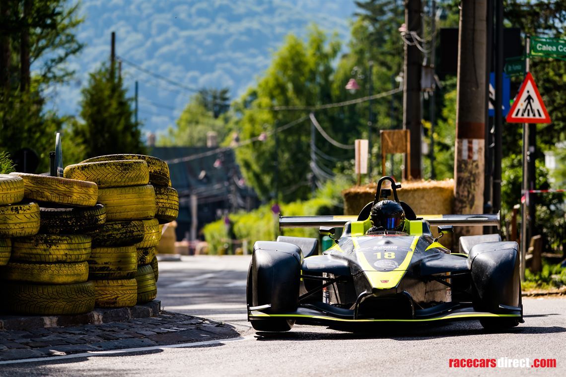 wolf-thunder-gb08-1135cc-230hp383kg