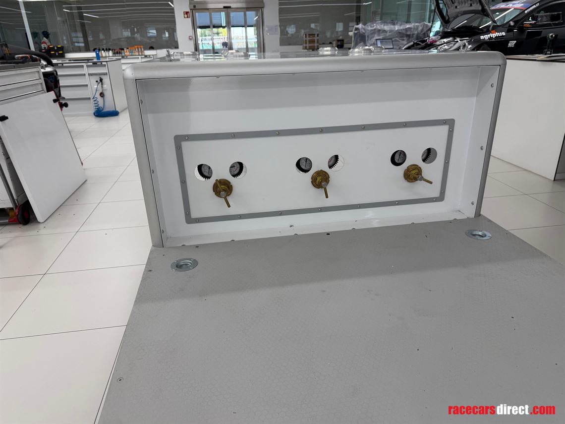 complete-caseliner-brand-new-pit-trolley-endu