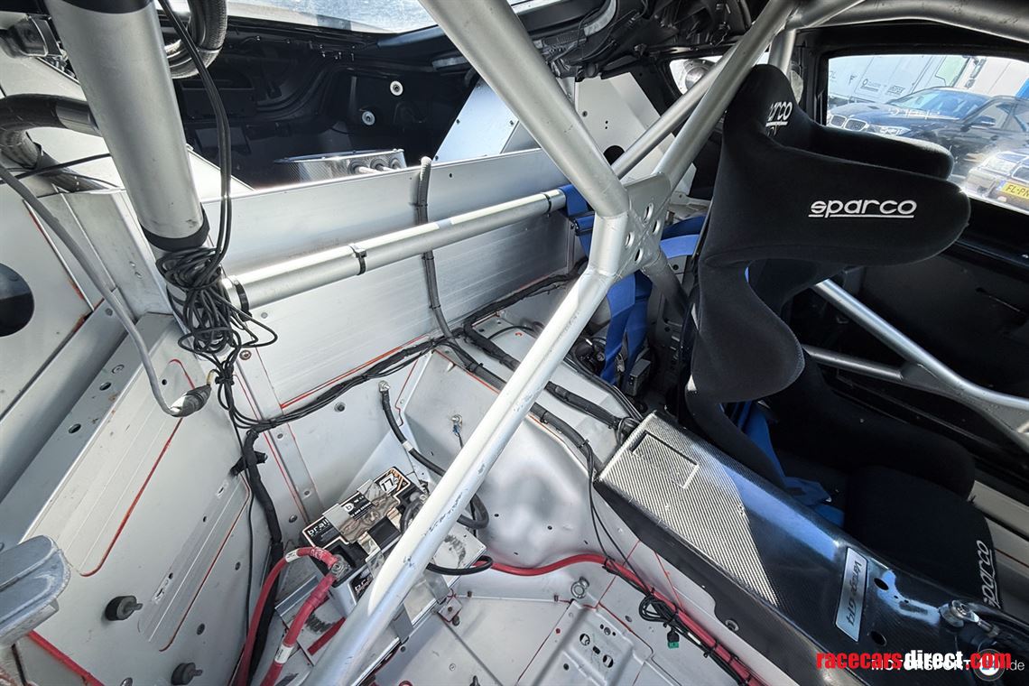 aston-martin-vantage-gt4-2009