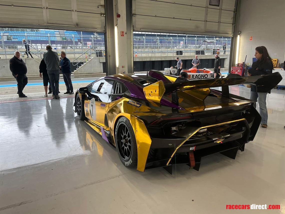 lamborghini-super-trofeo-evo