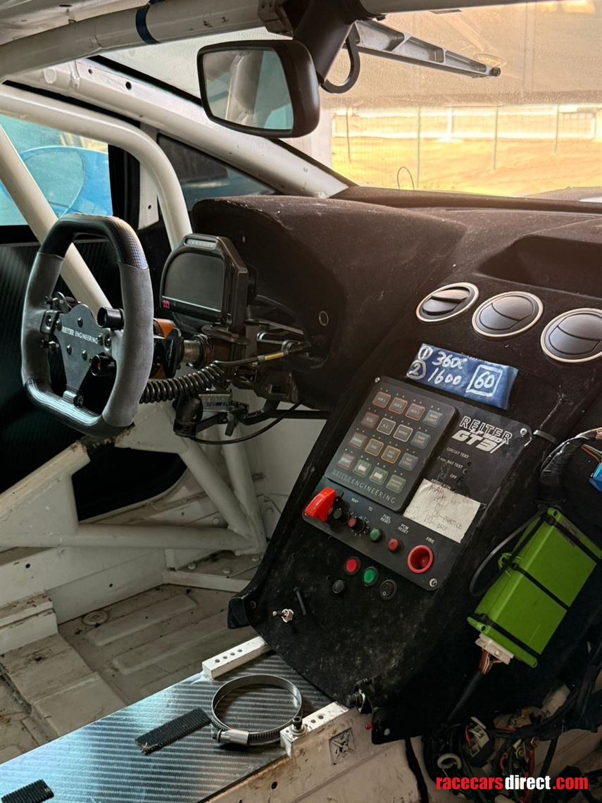 2010-lamborghini-gallardo-gt3-560-reiter-engi