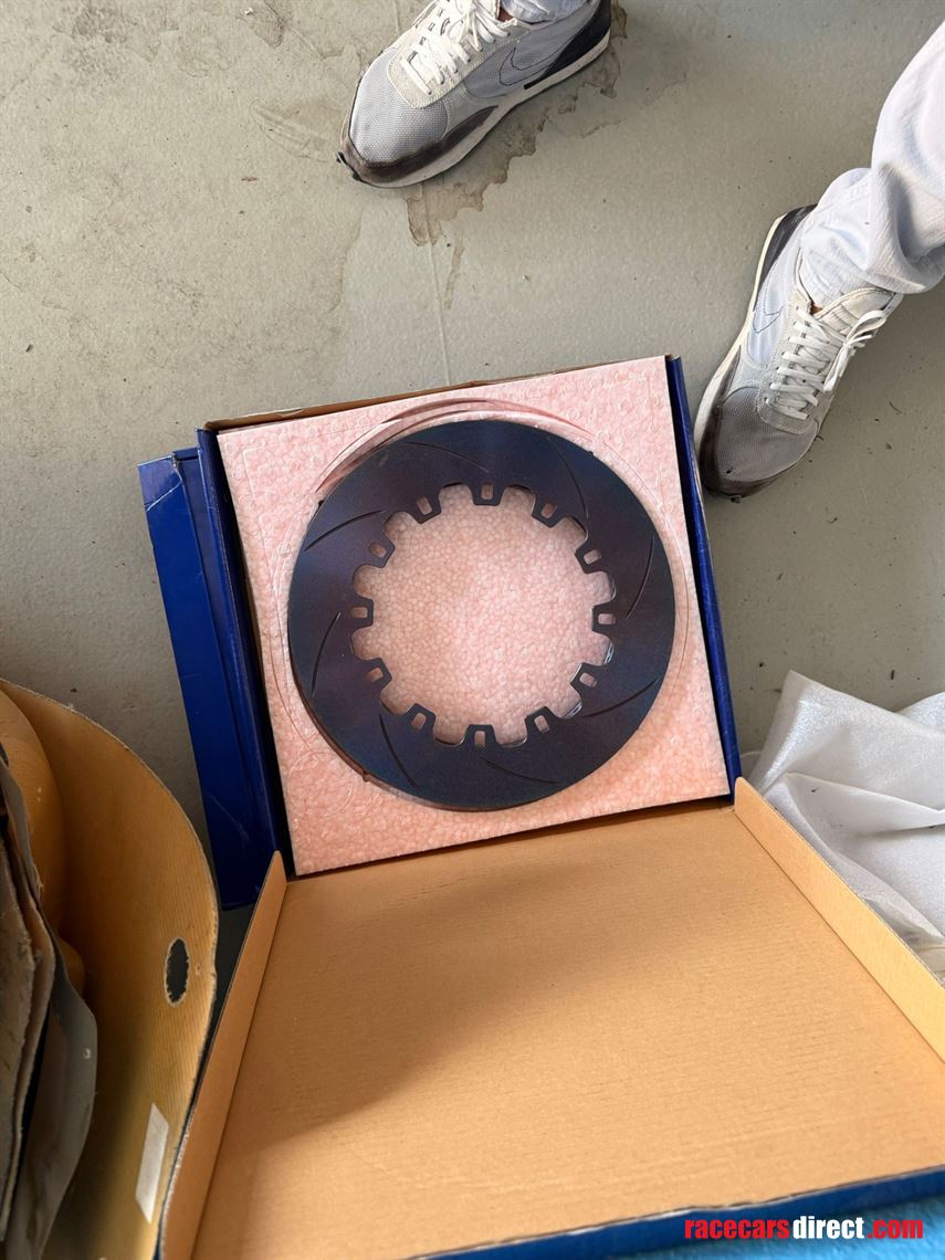 2010-lamborghini-gallardo-gt3-560-reiter-engi