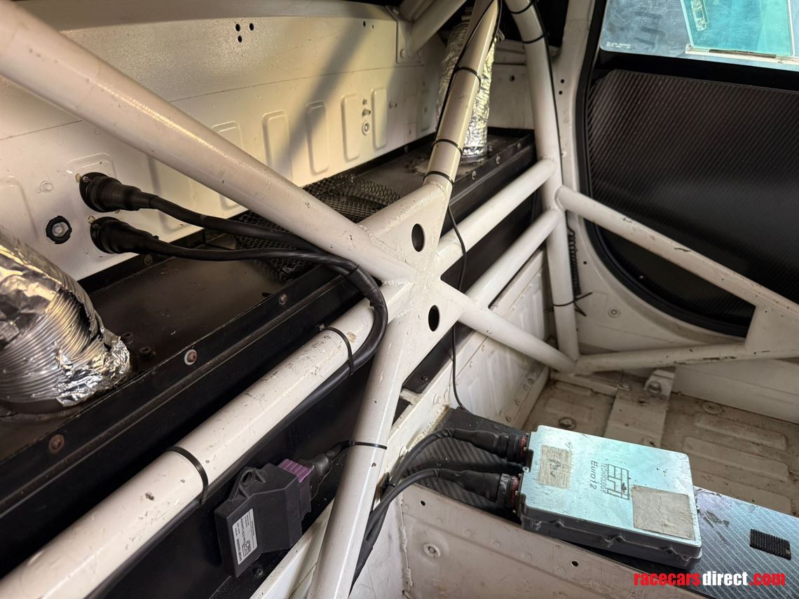 2010-lamborghini-gallardo-gt3-560-reiter-engi