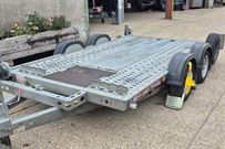 brian-james-c4-blue-trailer-33m-x-17m-20t-gvw