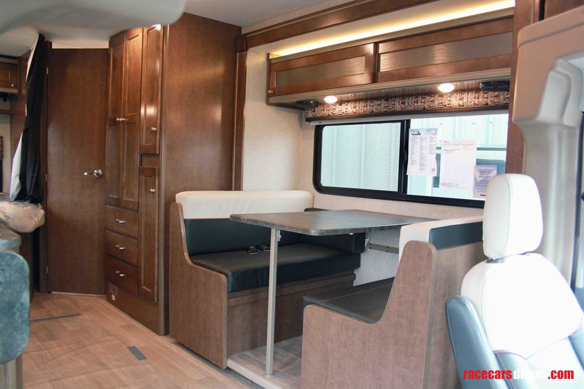 winnebago-fuse-23f-motorhome-for-sale