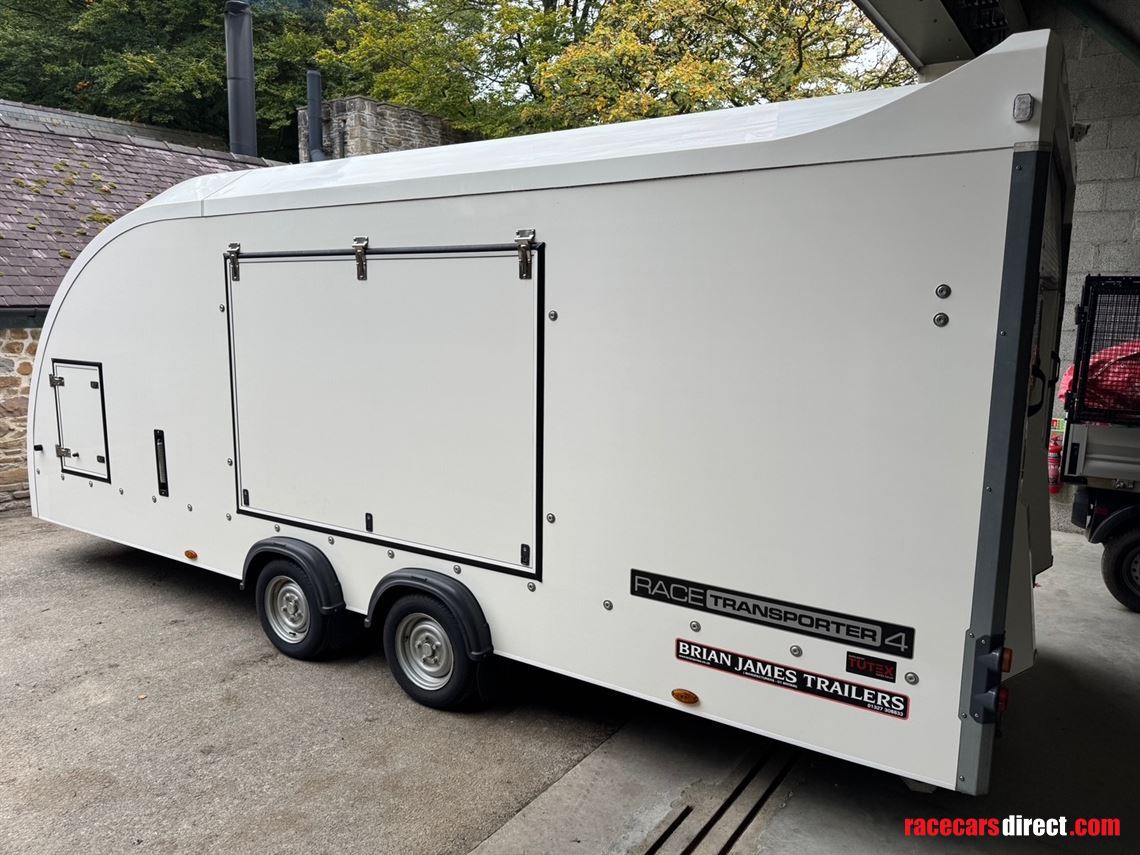 brian-james-race-transporter-4